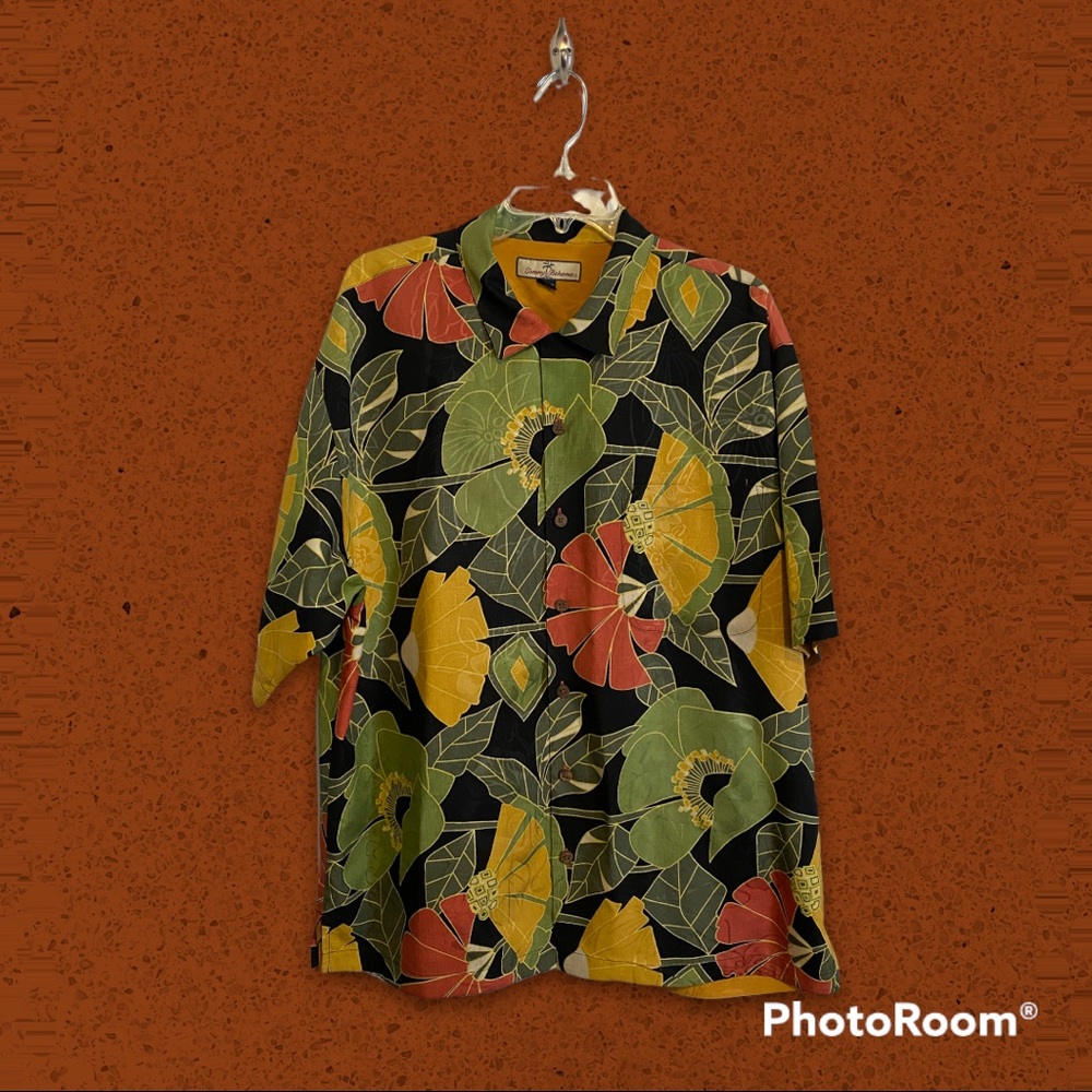 Tommy Bahama Silk Hawaiian Button Down
Shirt Palm Print Small